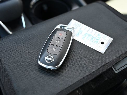 Used 2024 Nissan Rogue S FWD image 26