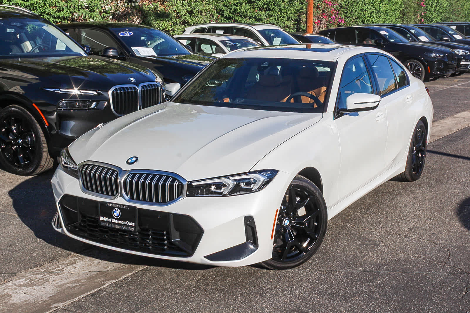 Used 2026 BMW 330i Sedan w/ M Sport Package RWD image 1