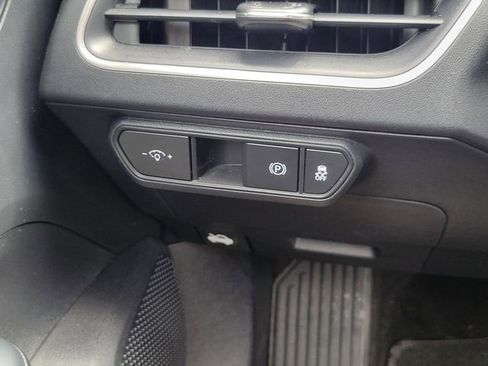 Certified 2025 Kia K4 FWD image 13