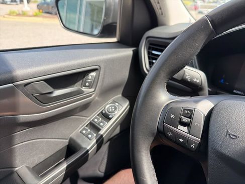Used 2024 Ford Escape Active FWD image 21