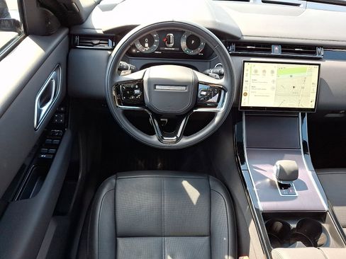 Used 2026 Land Rover Range Rover Velar Dynamic SE AWD/4WD image 4