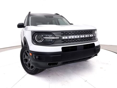 Used 2021 Ford Bronco Sport Badlands w/ Badlands Package AWD/4WD image 8