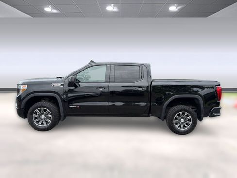 Used 2021 GMC Sierra 1500 AT4 w/ AT4 Value Package AWD/4WD image 2