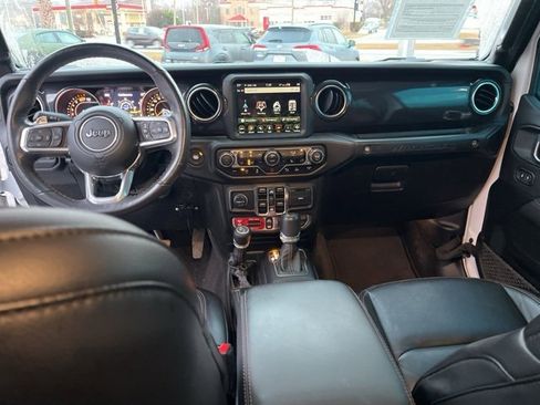 Used 2023 Jeep Wrangler Unlimited Rubicon 392 image 15