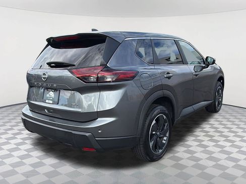 Used 2025 Nissan Rogue SV AWD/4WD image 5