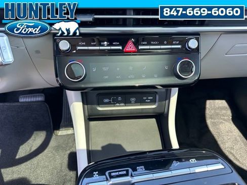 Used 2025 Hyundai Tucson SEL AWD/4WD image 23