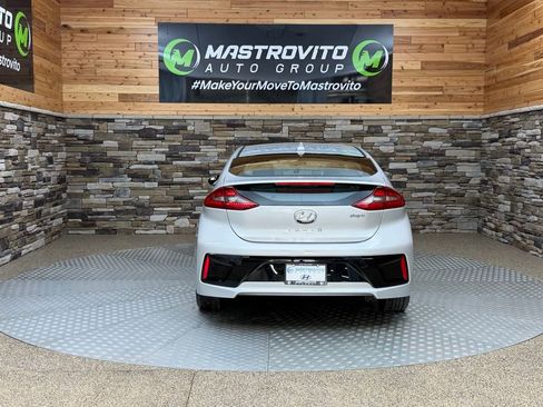 Used 2019 Hyundai Ioniq Base image 8