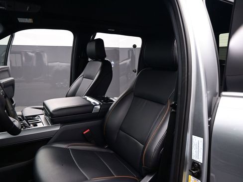 Used 2025 Ford F150 Lariat w/ Equipment Group 501A Mid AWD/4WD image 9