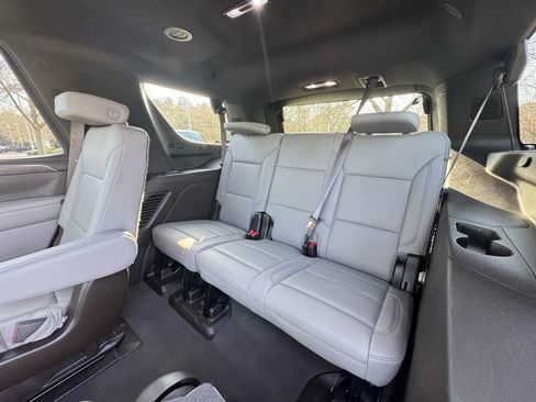 Used 2024 Chevrolet Tahoe LT image 14