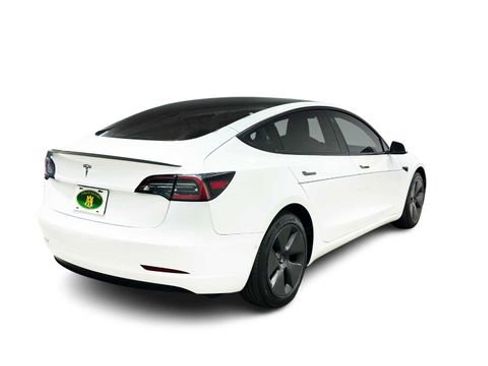 Used 2023 Tesla Model 3 Standard Range RWD image 7
