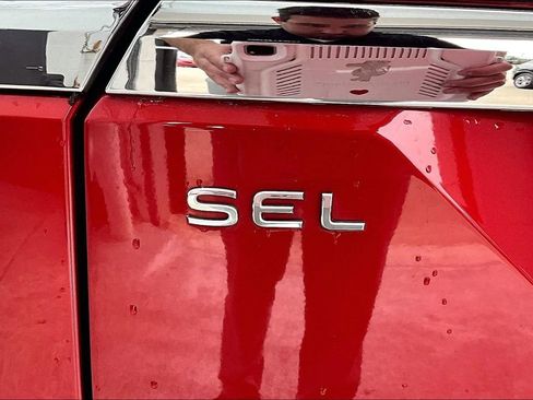 Used 2024 Volkswagen Atlas SEL Premium R-Line image 42