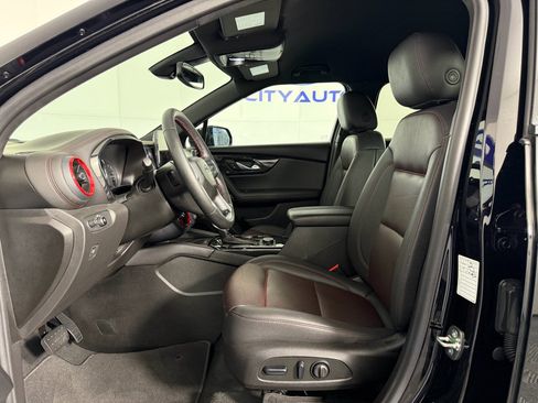 Used 2025 Chevrolet Blazer RS image 16