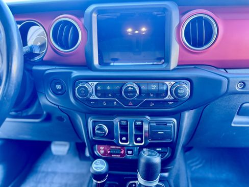 Used 2019 Jeep Wrangler Rubicon image 76