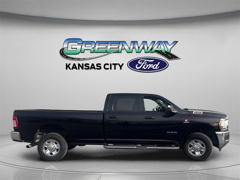 Used 2022 RAM 2500 Big Horn image 9