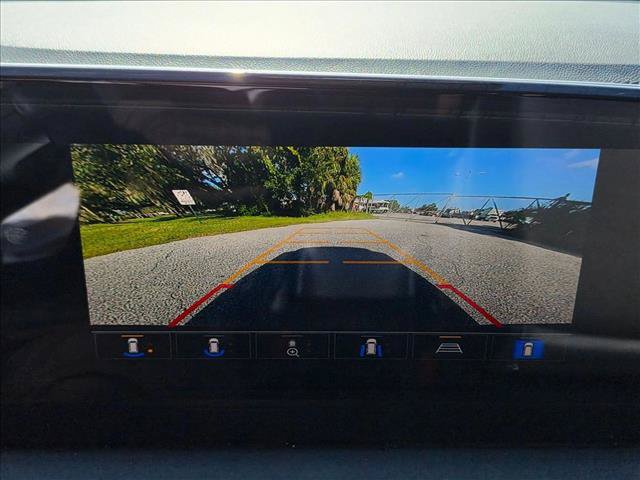 Used 2024 Buick Encore GX Sport Touring w/ Advanced Technology Package FWD image 11