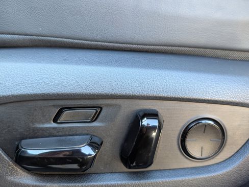 Certified 2023 Lexus RX 350 w/ Luxury Package image 23