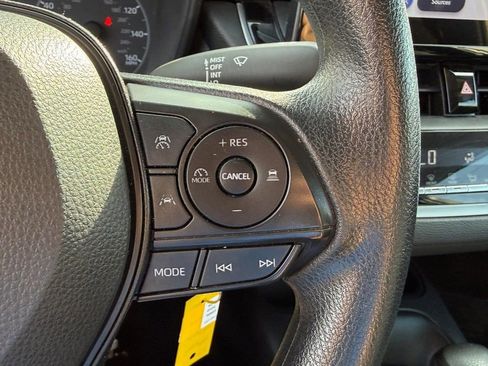 Used 2024 Toyota Corolla LE image 18