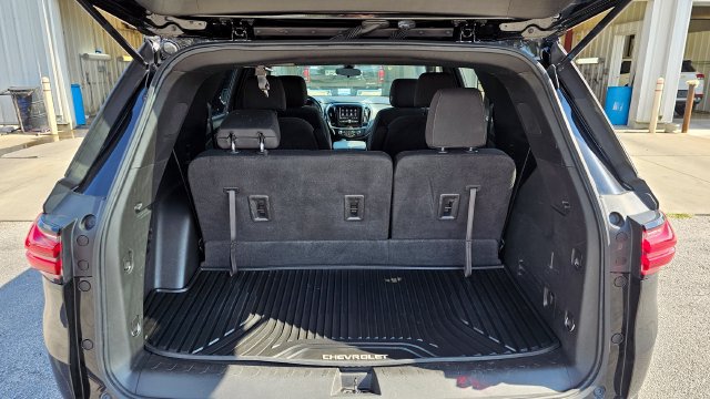 Used 2023 Chevrolet Traverse LT FWD image 20