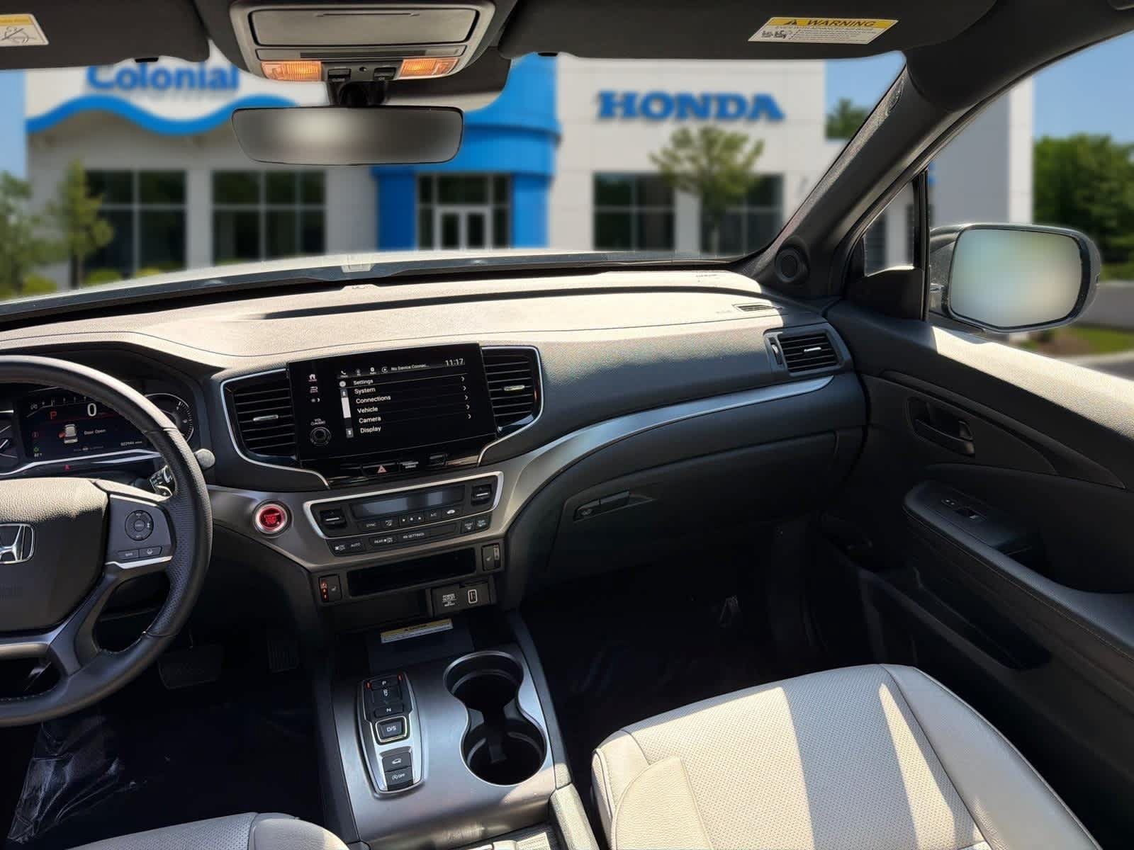 Used 2023 Honda Passport EX-L image 32
