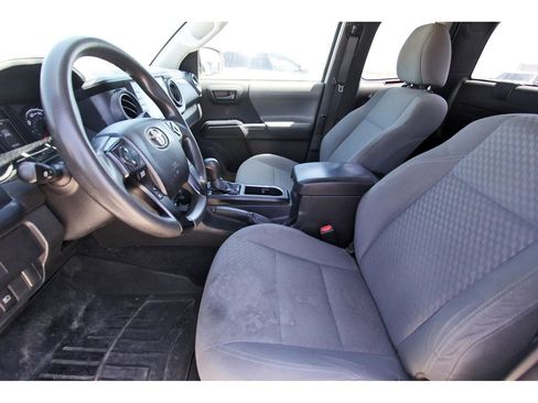 Used 2022 Toyota Tacoma SR AWD/4WD image 6