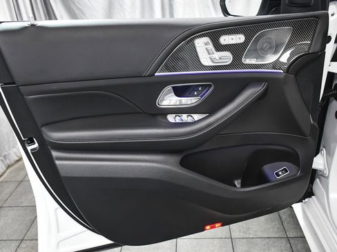 Used 2025 Mercedes-Benz GLE 53 AMG 4MATIC Coupe image 9