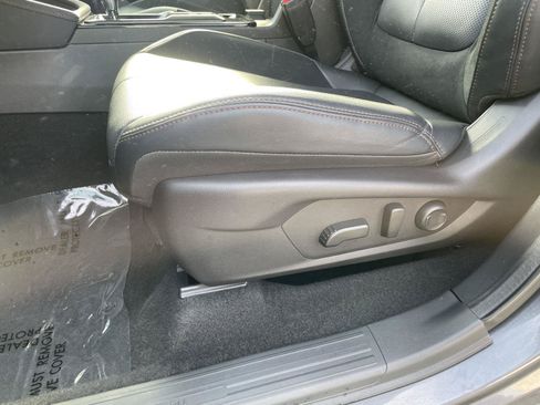 Used 2026 Subaru Forester Touring AWD/4WD image 18