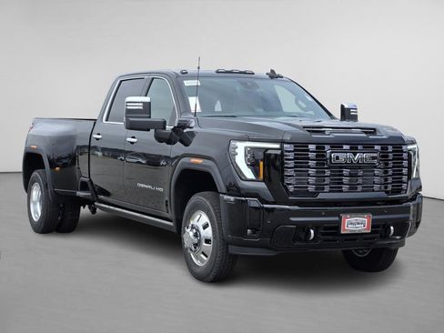 New 2026 GMC Sierra 3500 Denali Ultimate image 1