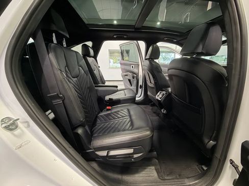 Used 2024 Kia Sorento SX Prestige AWD/4WD image 14