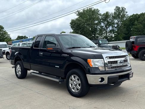 Used 2014 Ford F150 XLT w/ Equipment Group 302A Luxury AWD/4WD image 17