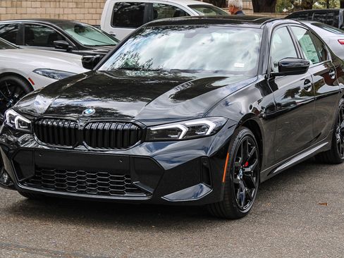 New 2026 BMW 330i Sedan w/ M Sport Package RWD image 3