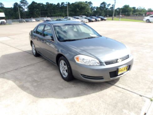 Used 2008 Chevrolet Impala LS FWD image 4