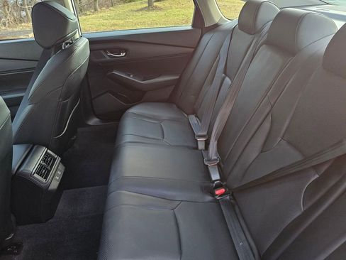 Used 2025 Honda Accord EX-L image 17