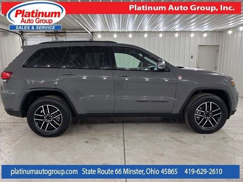 Used 2021 Jeep Grand Cherokee Trailhawk w/ Trailhawk Luxury Group image 6