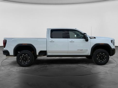 New 2026 GMC Sierra 2500 AT4X AWD/4WD image 10