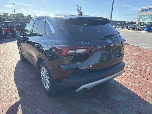 Used 2023 Ford Escape Active FWD image 7