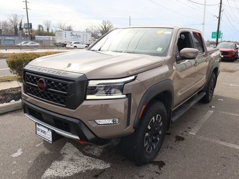 Certified 2023 Nissan Frontier PRO-4X w/ Technology Package image 8