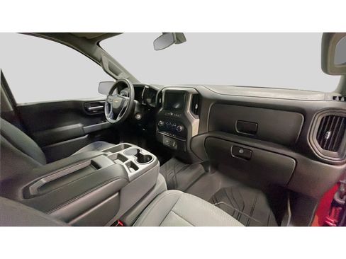 Used 2020 Chevrolet Silverado 1500 Custom w/ Custom Value Package AWD/4WD image 18