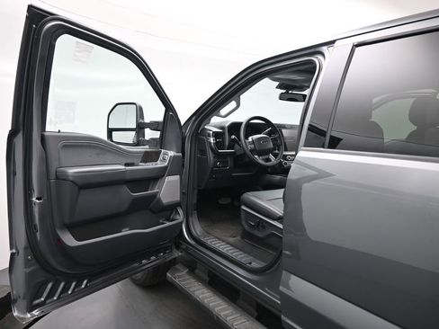 New 2026 Ford F350 Lariat w/ Black Appearance Package AWD/4WD image 8