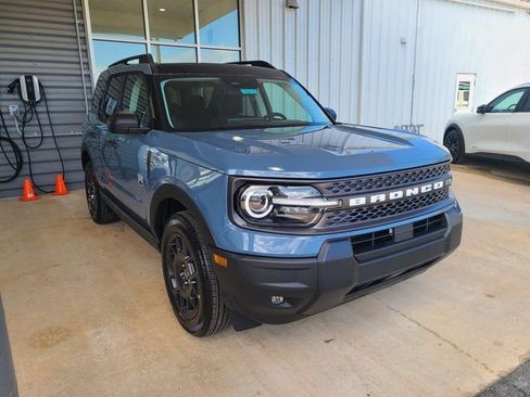 New 2025 Ford Bronco Sport Big Bend w/ Convenience Package AWD/4WD image 1