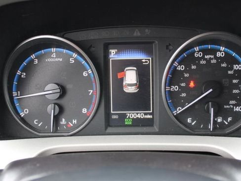 Used 2018 Toyota RAV4 LE w/ All Weather Liner Package image 10