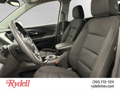 Used 2024 GMC Terrain SLE w/ Driver Convenience Package AWD/4WD image 10