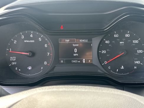 Used 2025 Chevrolet Trax LS w/ LS Convenience Package FWD image 26