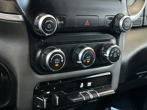 Used 2021 RAM 1500 Big Horn AWD/4WD image 15