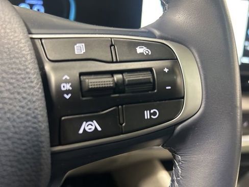 Used 2024 Kia Sportage EX w/ EX Premium Package image 21