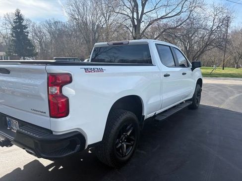 Used 2019 Chevrolet Silverado 1500 Custom Trail Boss w/ Custom Convenience Package image 2
