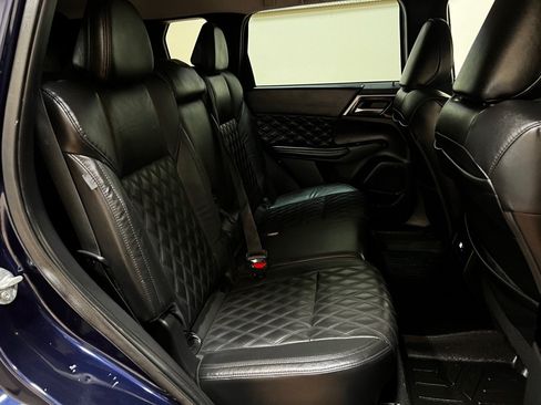 Used 2022 Mitsubishi Outlander SEL FWD image 23