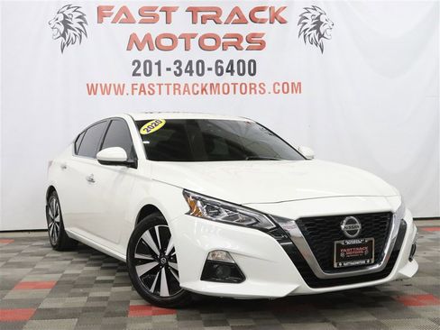 Used 2020 Nissan Altima 2.5 SV FWD image 3