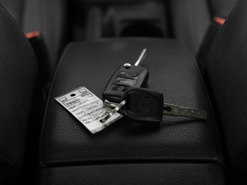 Used 2014 Volkswagen Jetta TDI image 37