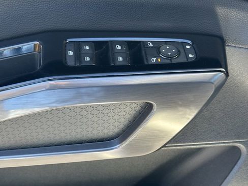 Certified 2023 Nissan Pathfinder SL w/ Lighting Package (N92) image 22