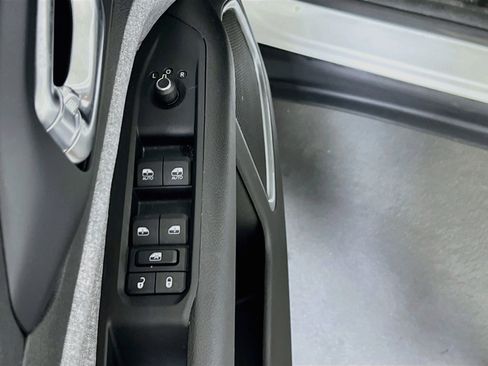 Used 2022 Jeep Compass Latitude image 17